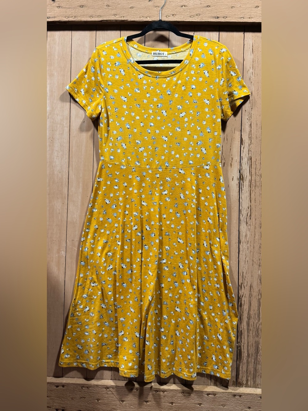 Bright Yellow Floral Short-Sleeve Midi Dress by Melilot